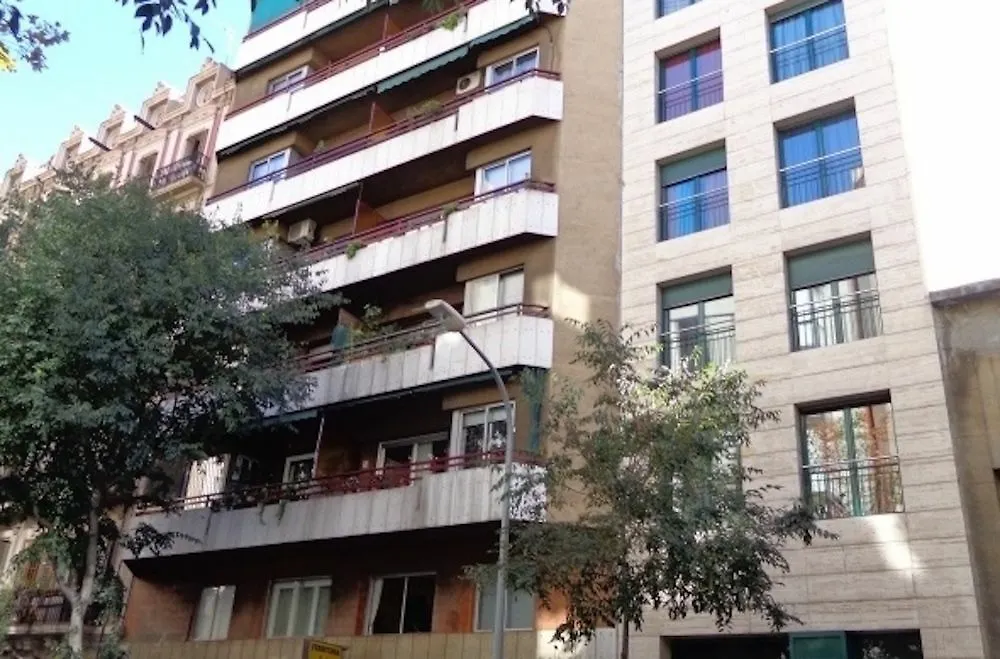 L'Arago By The Streets Apartment Barcelona 0*,  Spain