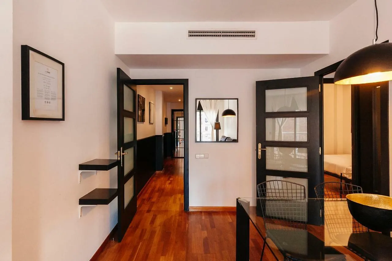 L'Arago By The Streets Apartment Barcelona 0*,