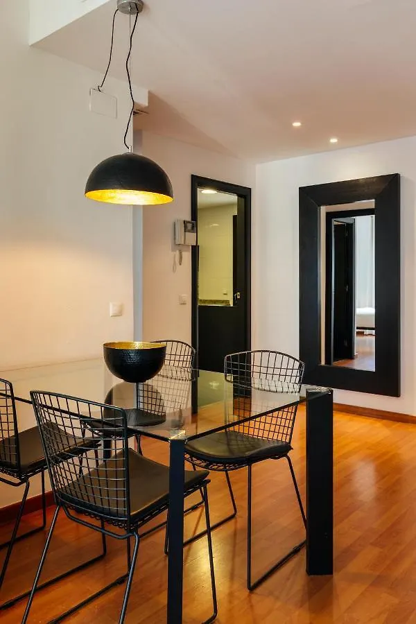 L'Arago By The Streets Apartment Barcelona