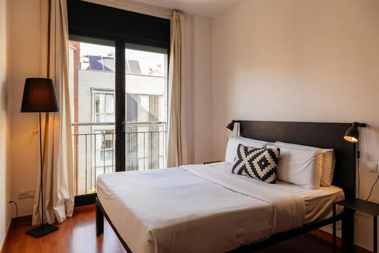 L'Arago By The Streets Apartment Barcelona 0*,