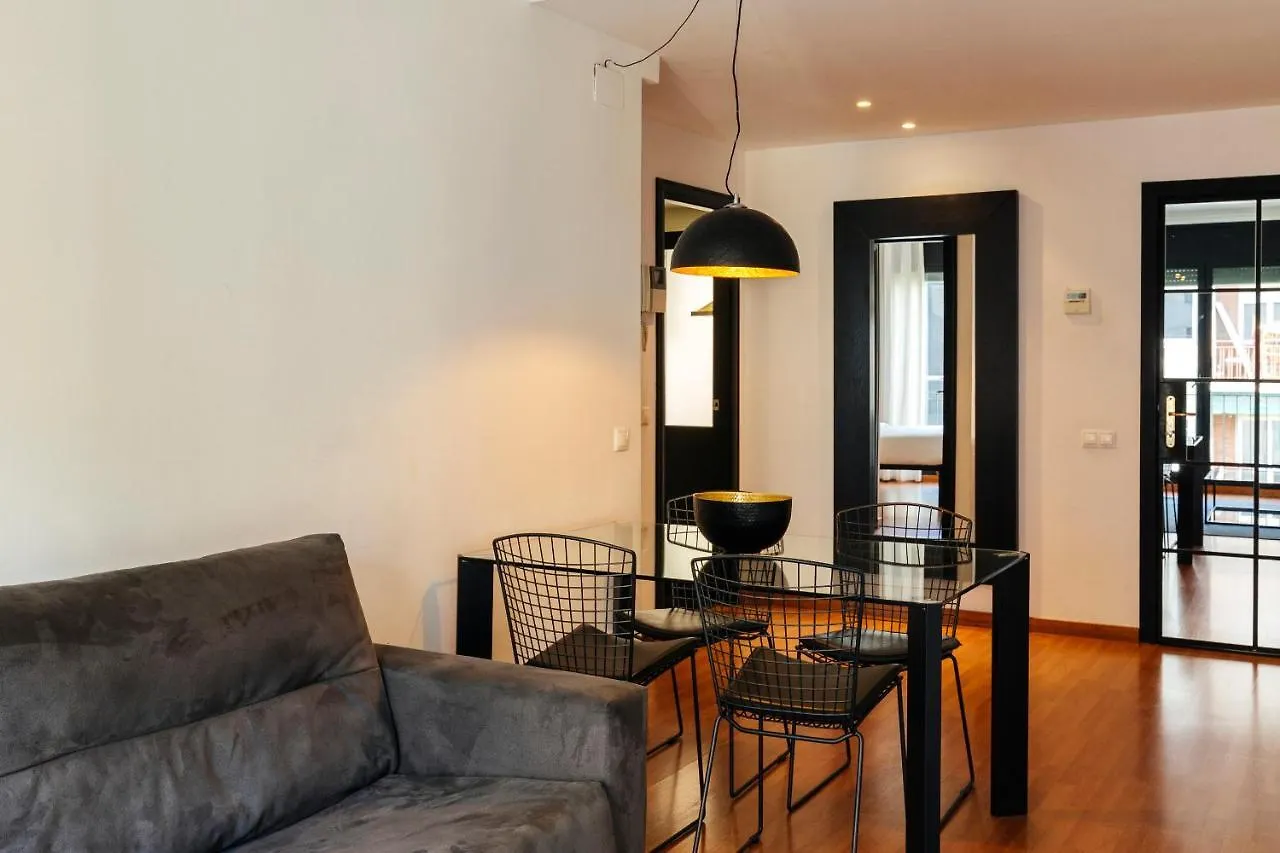 L'Arago By The Streets Apartment Barcelona